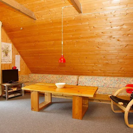 Two-bedroom Holiday In 8 度假居 *